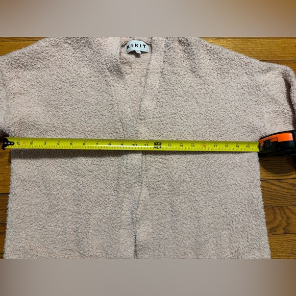 Kikit Women's Cardigan in Soft Pink - Picture 7 of 13